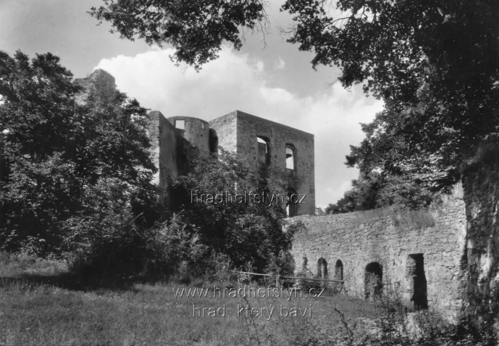 Helfštýn, VF, nakladatelství Orbis