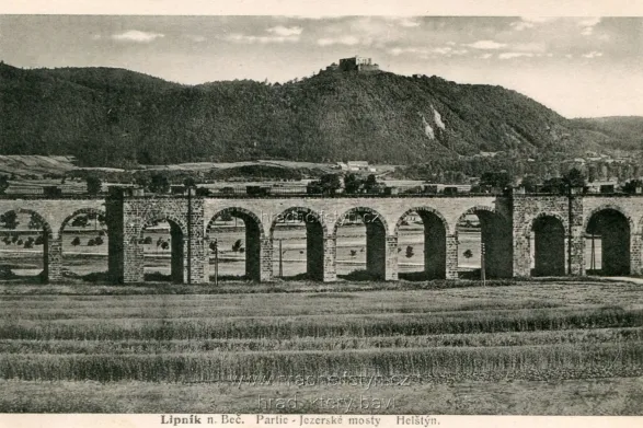 Helfštýn s viaduktem, MF, Nakl. A. Richtrová-Sotorníková, Lipník - J.Š.P., 1945