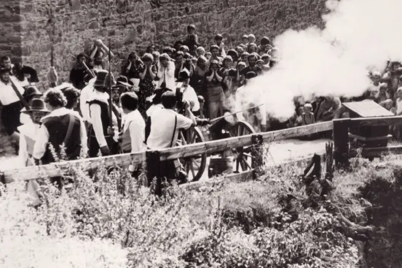 Helfštýn, historický šerm, 1982 (z archívu Petra Milaty)