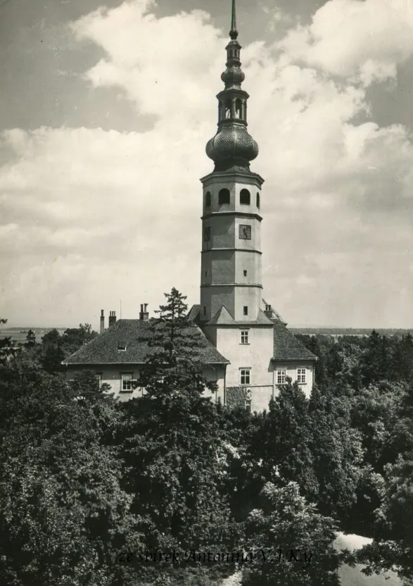 Tovačov, VF, prošlá